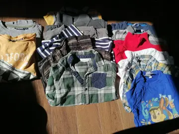 Lot t shirts taille 3 ans