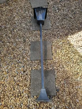 Lampadaire d'extérieur électrique