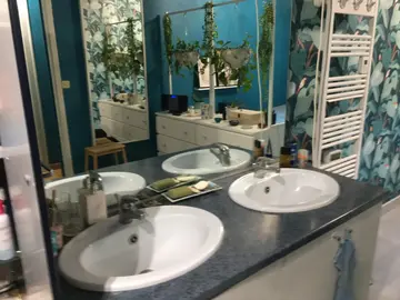 meubles de salle de bain