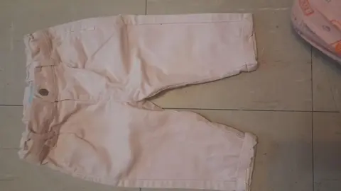 pantalon. 12 mois.