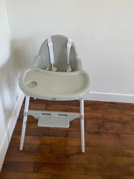 Chaise haute Monsieur Bébé