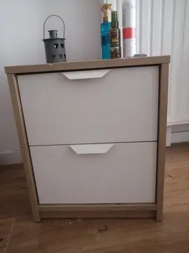 Petit meuble de rangement