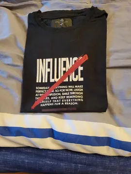 Tee-shirt garçon taille S