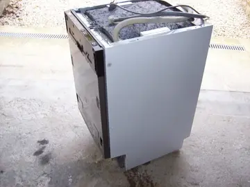 Lave vaisselle Beko 45 cm encastrable en panne code 01