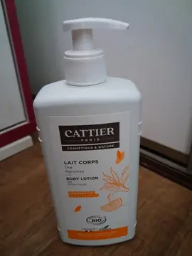 Crème corps entamée