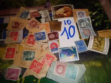 lot de timbres monde 10
