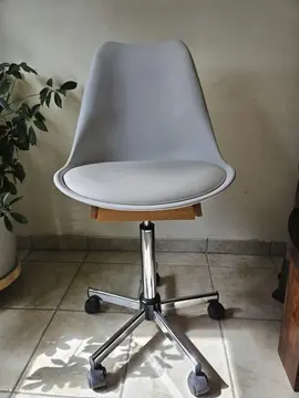chaise de bar pivotante