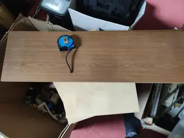 deux tablettes en agglo