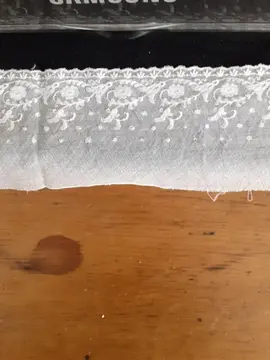 pièce de dentelle