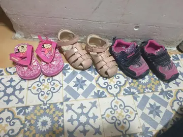 lot 3 paire de chaussures T/21