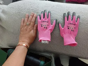 gants de jardinage enfant