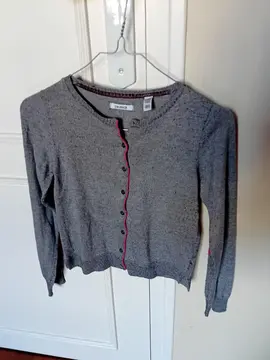 Gilet gris et rose à manches longues taille 10 ans