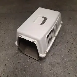 Cage de transport pour animaux (manque la porte)