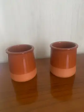 2 pots