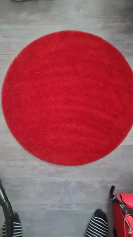 Tapis rond rouge Ikea
