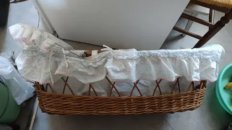 nacelle pour enfant en osier