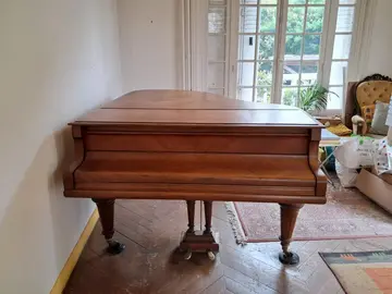 Piano à queu