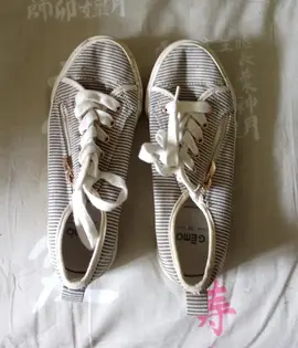 Baskets pointure 36