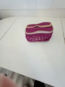 pochette Yves Rocher