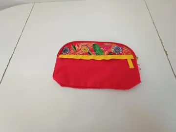 pochette Yves Rocher