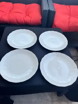 4 assiettes plates