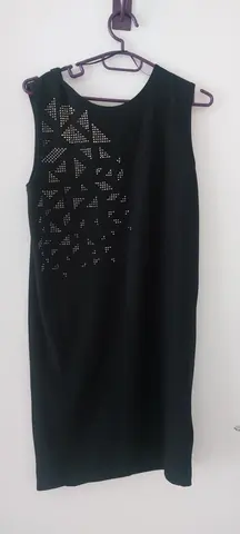 jolie robe avec strass taille 40