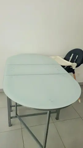 table pliante en verre