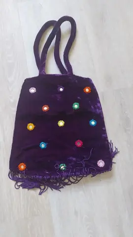 petit sac velour et miroir