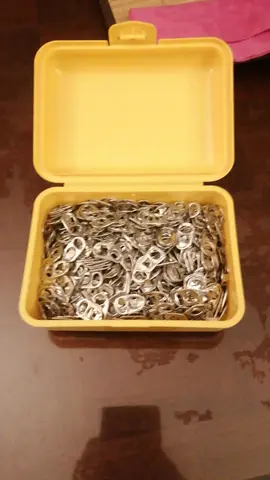 Lot de capsule de canettes