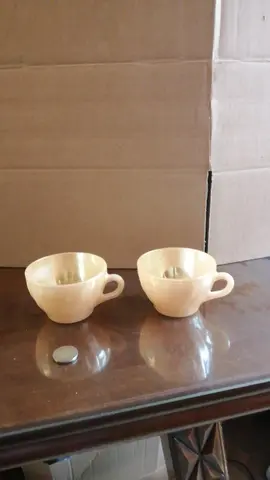 Lot de 2 tasses en verre