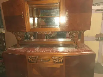 Ancien buffet