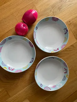 Assiettes et coquetiers
