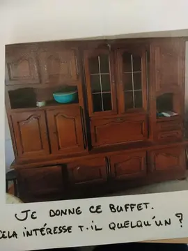 Buffet de salon rustique avec sa table 8 personnes