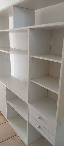 urgent meuble de rangement