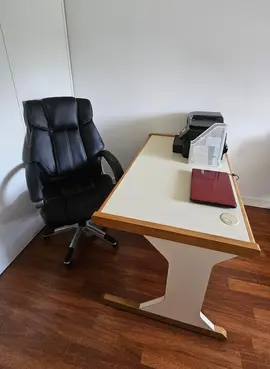 Bureau en bois