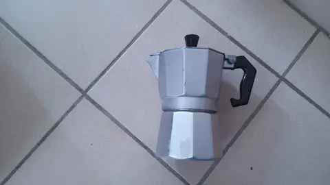 cafetière italienne 2 tasses