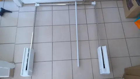 tringle pour vêtements basculante