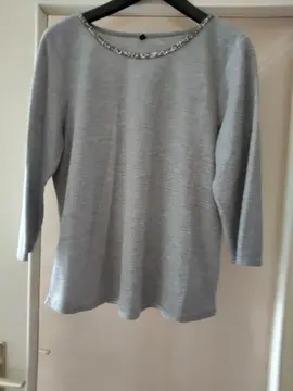 Pull Gris