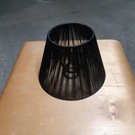 Petit abat jour en voile noire - H 13 cm