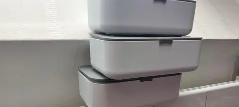 lot de 3 boîtes pique -nique jamais servi