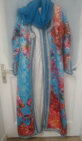 robe et veste traditionnelle marocaine