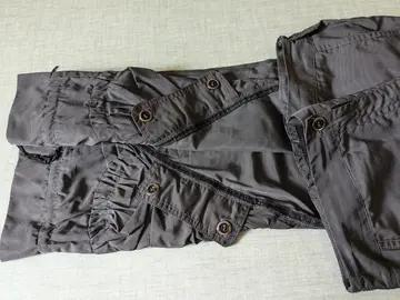 pantacourt gris T 36
