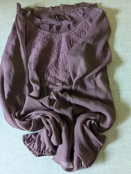 chemise légère, manches longues , mauve