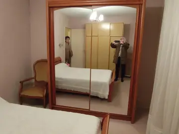 vide maison _ ensemble chambre lit + armoire