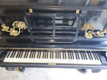 piano à restaurer