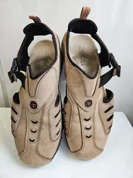 Nus-pieds homme