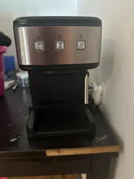 machine à café manque support pour poser les tasses