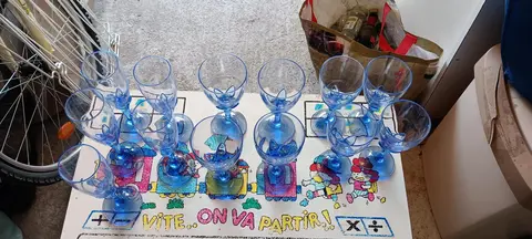 service de verre incomplet