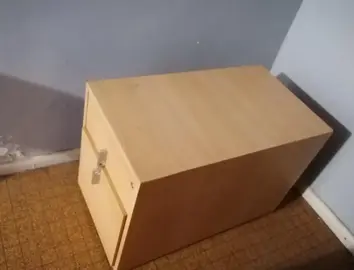 Caisson de bureau en bois