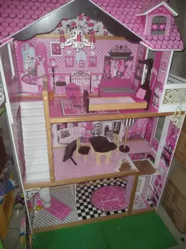 maison pour poupées barbies